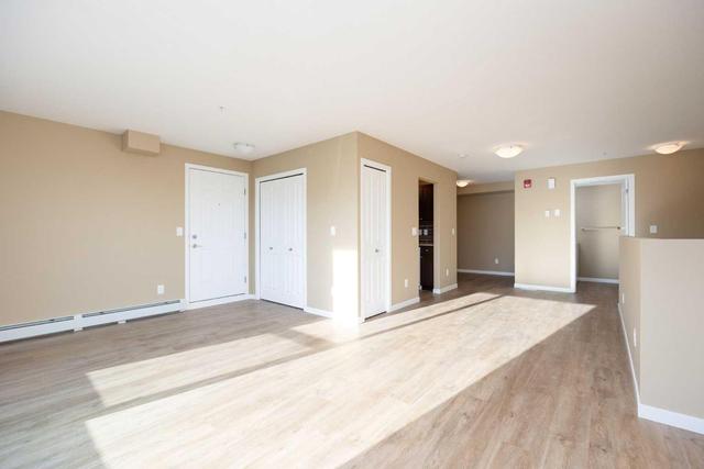 621 - 201 Abasand Drive, Condo with 4 bedrooms, 1 bathrooms and 1 parking in Wood Buffalo AB | Image 4