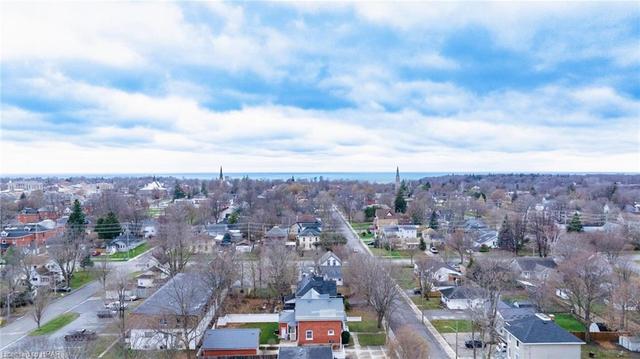 109 Albert Street N, House detached with 5 bedrooms, 2 bathrooms and null parking in Goderich ON | Image 47
