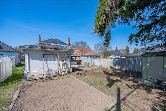 135 Roger Street, House detached with 3 bedrooms, 1 bathrooms and 4 parking in Waterloo ON | Image 37