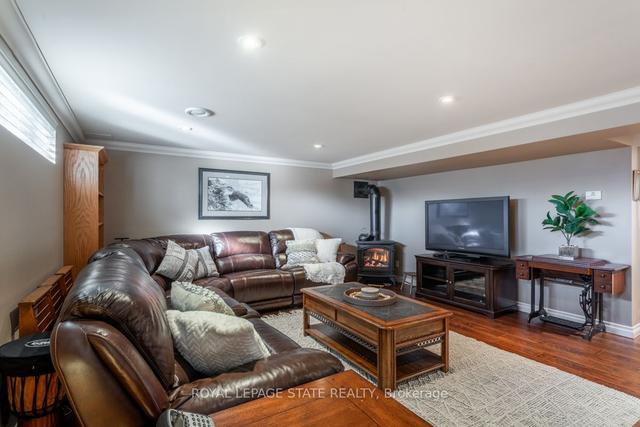 101 Ridge St, House detached with 3 bedrooms, 2 bathrooms and 3 parking in Hamilton ON | Image 14