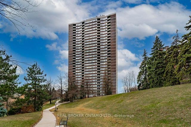 2102 - 3100 Kirwin Ave, Condo with 2 bedrooms, 2 bathrooms and 2 parking in Mississauga ON | Image 1