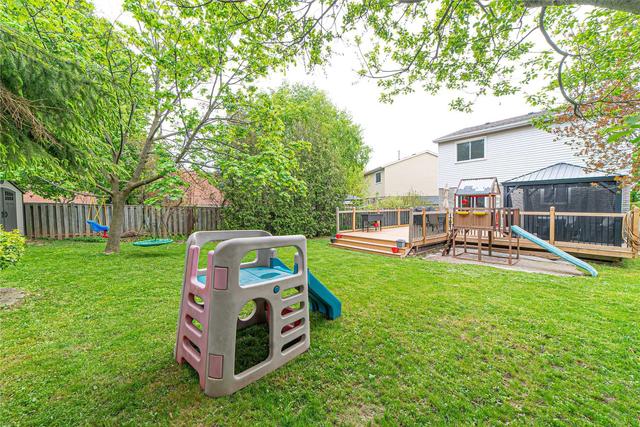 2413 Paula Crt, House detached with 3 bedrooms, 2 bathrooms and 4 parking in Burlington ON | Image 28