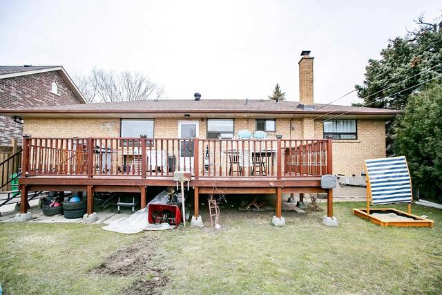 458 Claircrest Ave, House detached with 3 bedrooms, 2 bathrooms and 9 parking in Mississauga ON | Image 31