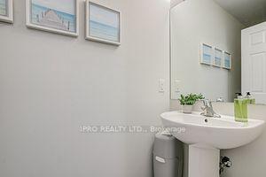 10 - 6 Bicknell Ave, Townhouse with 2 bedrooms, 2 bathrooms and 1 parking in Toronto ON | Image 7