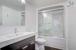 lph8 - 880 Dundas St W, Condo with 2 bedrooms, 1 bathrooms and 2 parking in Mississauga ON | Image 9