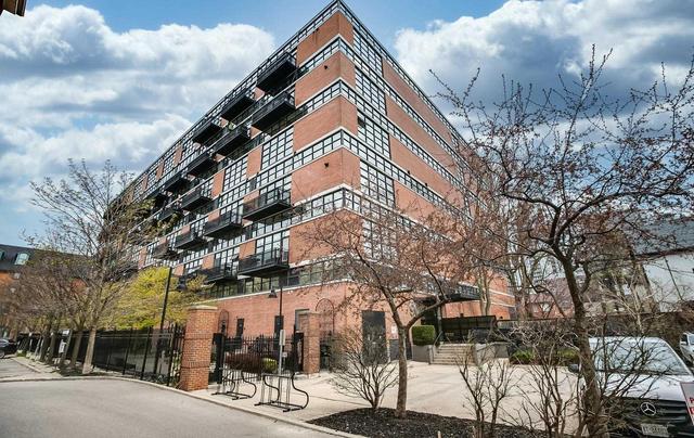 517 - 90 Sumach St, Condo with 1 bedrooms, 1 bathrooms and 1 parking in Toronto ON | Image 2