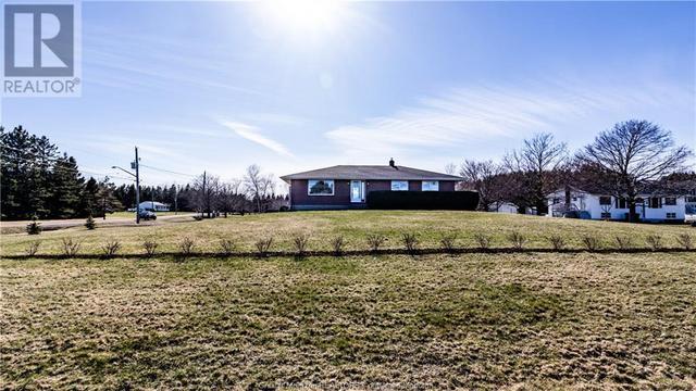 3 Pellerin Rd, House detached with 4 bedrooms, 2 bathrooms and null parking in Shediac P NB | Image 2