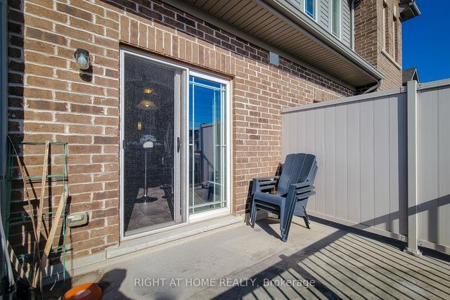 17 Crossings Way, House attached with 4 bedrooms, 4 bathrooms and 2 parking in Hamilton ON | Image 11