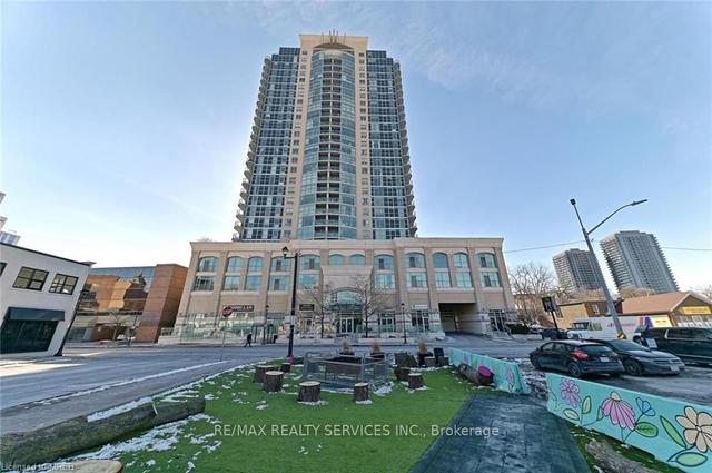 2201 - 9 George St, Condo with 2 bedrooms, 1 bathrooms and 1 parking in Brampton ON | Image 1