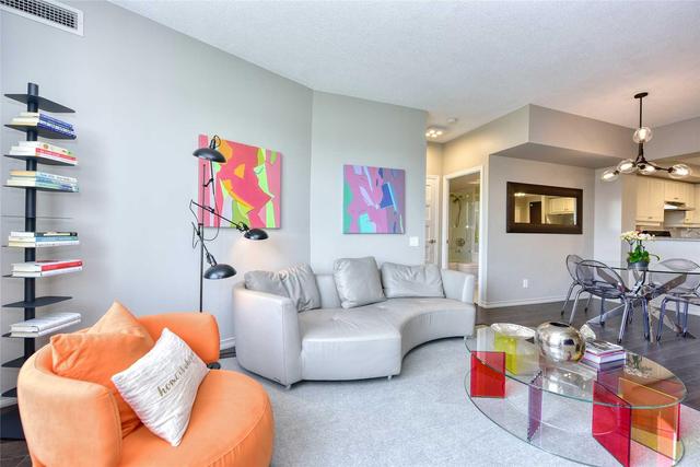 517 - 451 Rosewell Ave, Condo with 2 bedrooms, 2 bathrooms and 1 parking in Toronto ON | Image 17