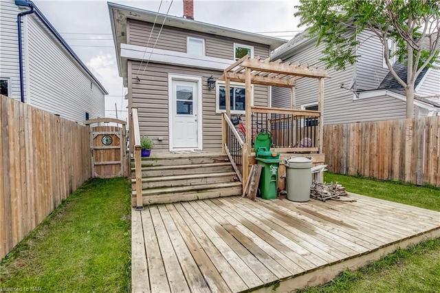 128 York Street, House detached with 3 bedrooms, 1 bathrooms and 2 parking in St. Catharines ON | Image 37