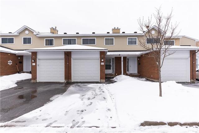 63 Esterlawn Private, Townhouse with 3 bedrooms, 4 bathrooms and 2 parking in Ottawa ON | Image 1