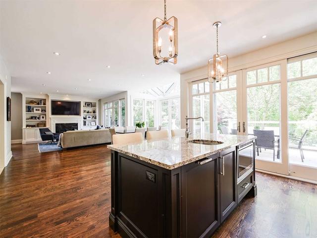 22 Thorndale Ave, House detached with 4 bedrooms, 4 bathrooms and 3 parking in Toronto ON | Image 18