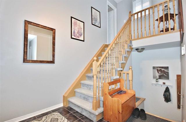 108 Violet St, House detached with 2 bedrooms, 3 bathrooms and 5.5 parking in Barrie ON | Image 20