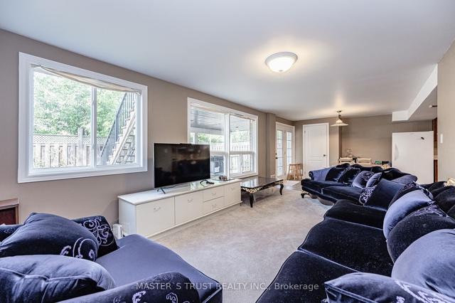20 Whetstone Cres, House detached with 5 bedrooms, 4 bathrooms and 4 parking in Guelph ON | Image 25