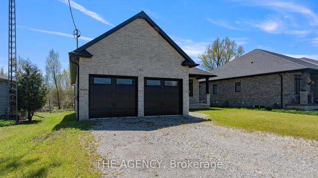 172a Mechanic St, House detached with 2 bedrooms, 3 bathrooms and 6 parking in Norfolk County ON | Image 12