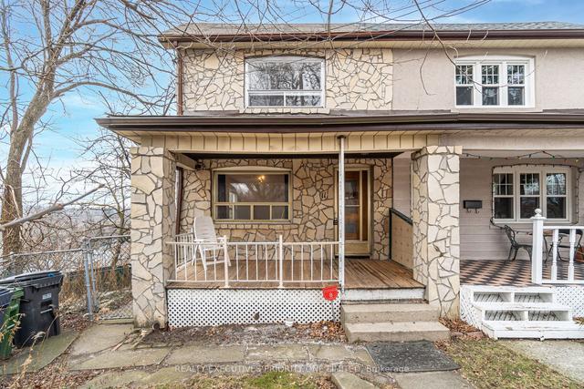 11 Humber Hill Ave, House semidetached with 3 bedrooms, 2 bathrooms and 0 parking in Toronto ON | Image 1