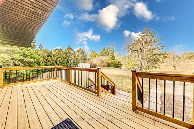 35 - 5904 Highway 35, House detached with 5 bedrooms, 3 bathrooms and 7 parking in Kawartha Lakes ON | Image 38
