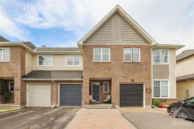 236 Meadowlilly Road, Townhouse with 3 bedrooms, 3 bathrooms and 3 parking in Ottawa ON | Image 1