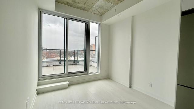 705 - 57 Brock Ave, Condo with 1 bedrooms, 1 bathrooms and 0 parking in Toronto ON | Image 5