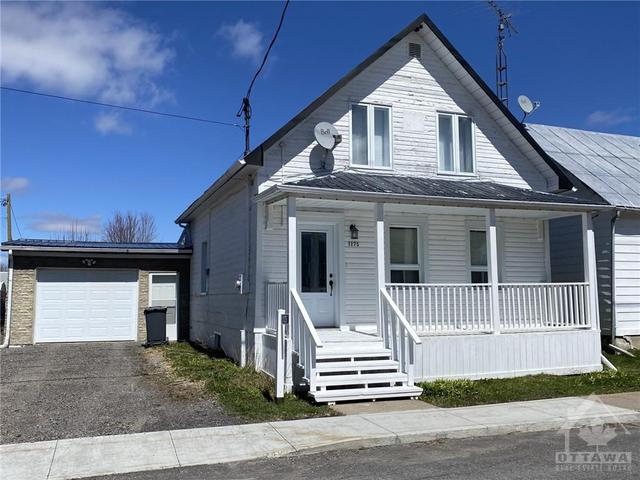 1175 Labrosse Street, House detached with 3 bedrooms, 2 bathrooms and 6 parking in East Hawkesbury ON | Image 1