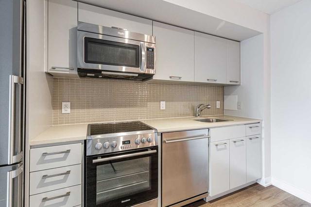 922 - 295 Adelaide St W, Condo with 1 bedrooms, 1 bathrooms and 1 parking in Toronto ON | Image 4