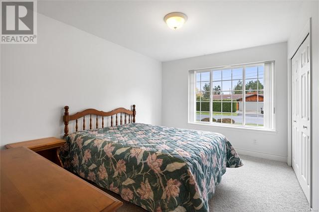 822 Redonda Pl, House detached with 3 bedrooms, 2 bathrooms and 2 parking in Qualicum Beach BC | Image 19