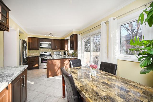 2122 Bosack Crt, House detached with 3 bedrooms, 4 bathrooms and 6 parking in Mississauga ON | Image 5
