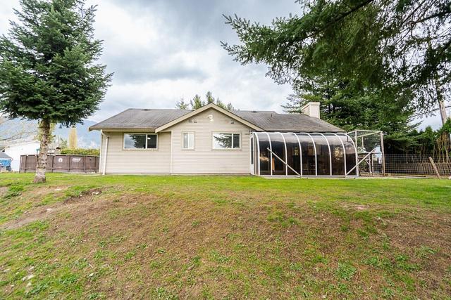 35261 Shook Road, House detached with 3 bedrooms, 2 bathrooms and null parking in Mission BC | Image 35