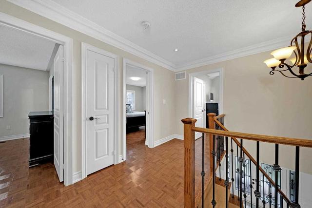 2 Silk Oak Crt, House detached with 4 bedrooms, 4 bathrooms and 6 parking in Vaughan ON | Image 13
