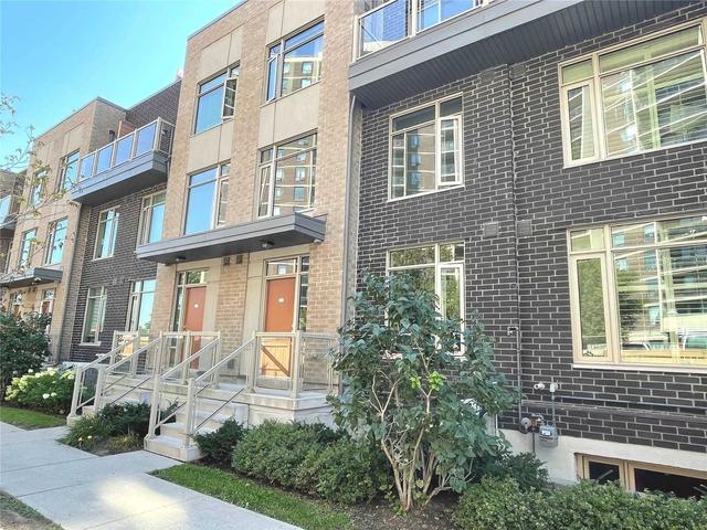 62 - 35 Applewood Lane, Townhouse with 3 bedrooms, 3 bathrooms and 1 parking in Toronto ON | Card Image
