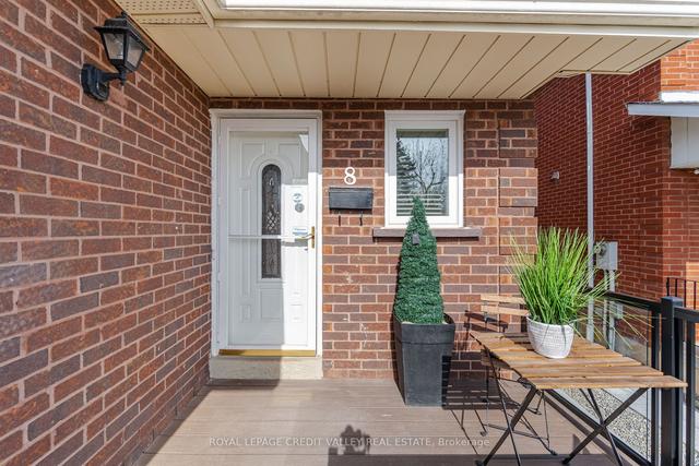 8 Tralee St, House detached with 3 bedrooms, 3 bathrooms and 5 parking in Brampton ON | Image 37