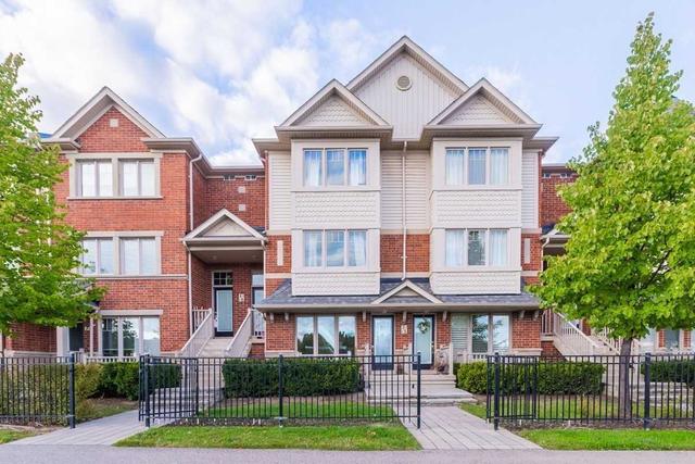 5 - 3335 Thomas St, Townhouse with 2 bedrooms, 2 bathrooms and 1 parking in Mississauga ON | Image 1