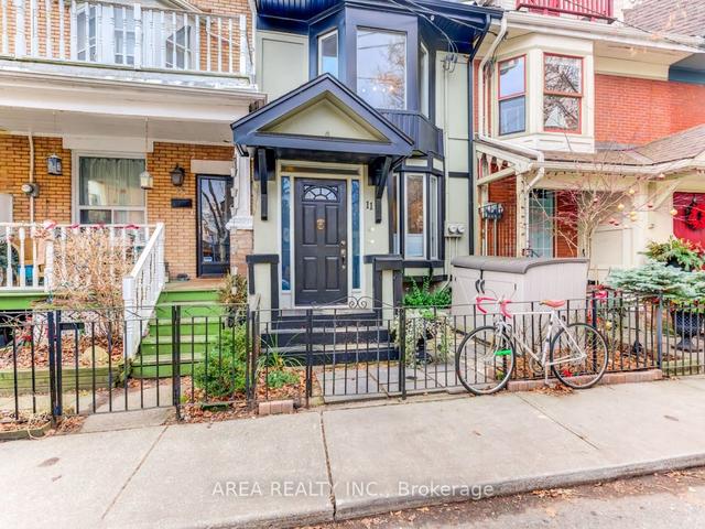 upper - 11 Salisbury Ave, House attached with 2 bedrooms, 1 bathrooms and 0 parking in Toronto ON | Image 10