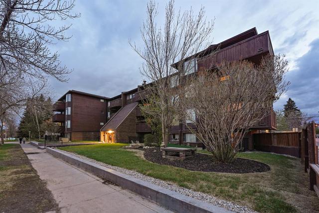 405 - 8403 Fairmount Drive Se, Condo with 2 bedrooms, 1 bathrooms and 1 parking in Calgary AB | Image 38