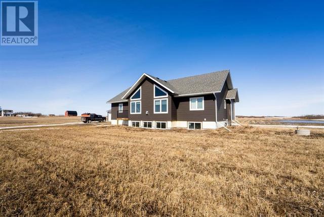 1004 Mccarter Avenue, House detached with 6 bedrooms, 3 bathrooms and 2 parking in Camrose County AB | Image 6