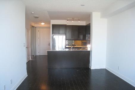312 - 20 Bloorview Pl, Condo with 1 bedrooms, 1 bathrooms and 1 parking in Toronto ON | Image 4