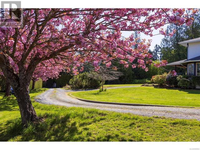 3240 Kilipi Rd, House detached with 5 bedrooms, 4 bathrooms and 5 parking in Cowichan Valley A BC | Image 20