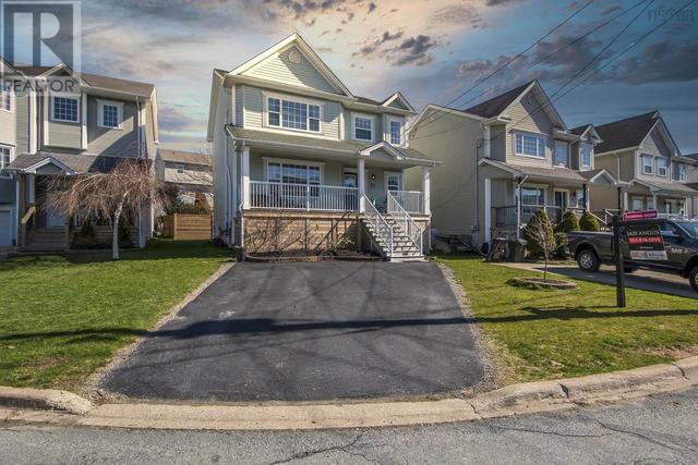 35 Loppie Close, House detached with 5 bedrooms, 3 bathrooms and null parking in Halifax NS | Card Image