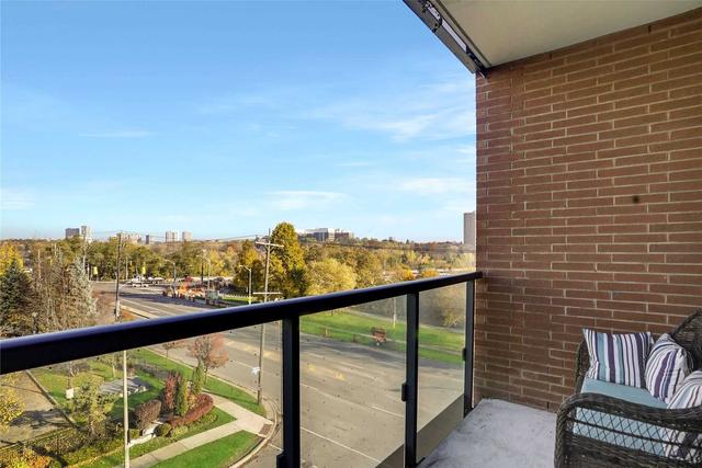 412 - 25 Fontenay Crt, Condo with 2 bedrooms, 2 bathrooms and 1 parking in Toronto ON | Image 13