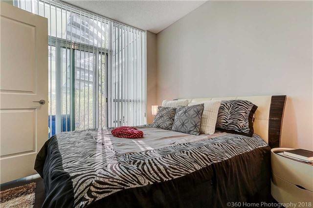 105 - 80 Marine Parade Dr, Condo with 2 bedrooms, 1 bathrooms and 1 parking in Toronto ON | Image 9
