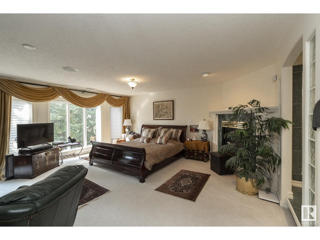 175 Quesnell Cr Nw, House detached with 5 bedrooms, 4 bathrooms and null parking in Edmonton AB | Image 22
