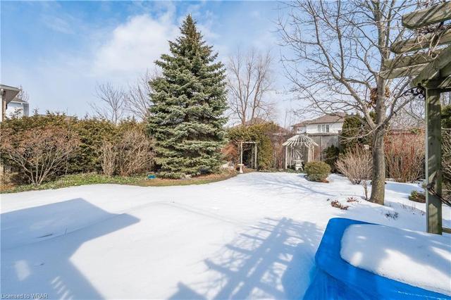 514 Yorkshire Drive, House detached with 4 bedrooms, 3 bathrooms and 4 parking in Waterloo ON | Image 30