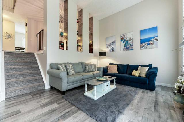 204 Queenston Heights Se, Home with 3 bedrooms, 1 bathrooms and 1 parking in Calgary AB | Image 6