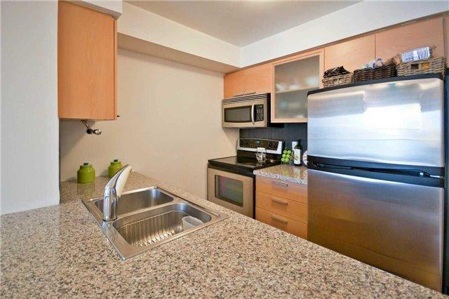 lph4 - 16 Harrison Garden Blvd, Condo with 2 bedrooms, 2 bathrooms and 1 parking in Toronto ON | Image 6