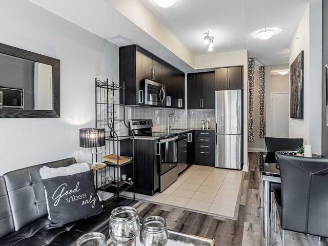 712 - 840 Queens Plate Dr, Condo with 1 bedrooms, 2 bathrooms and 1 parking in Toronto ON | Image 8