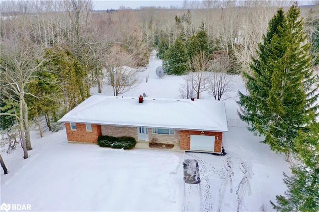 7941 10 Sideroad Sideroad, House detached with 3 bedrooms, 2 bathrooms and null parking in Innisfil ON | Image 34