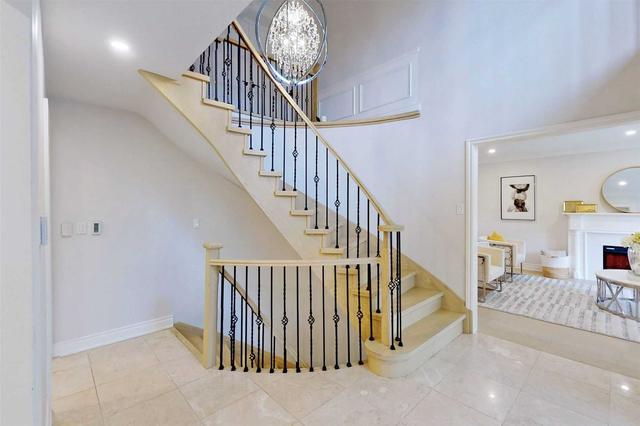 8 Barclay Crt, House detached with 4 bedrooms, 5 bathrooms and 6 parking in Markham ON | Image 36