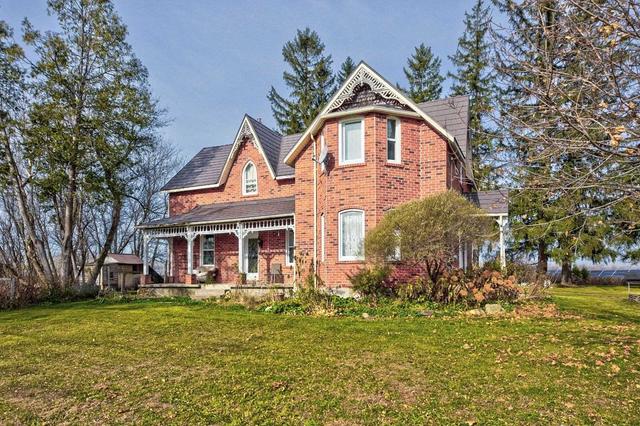 2524 Highway 11 S, House detached with 3 bedrooms, 1 bathrooms and 8 parking in North Bay ON | Image 1