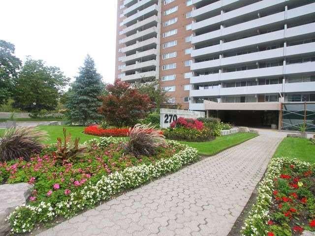 208 - 270 Scarlett Rd, Condo with 1 bedrooms, 1 bathrooms and 1 parking in Toronto ON | Image 2